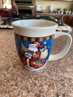 Royal Norfolk Christmas Santa Mug in Red and Blue x1